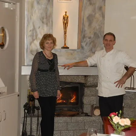 シャレー Les Des Chatelmines *